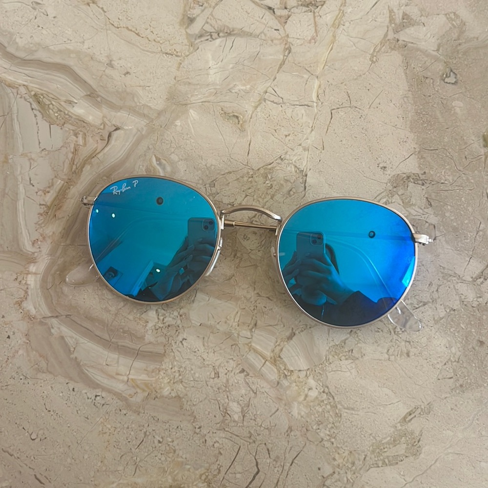 Blue Ray-band sunglasses